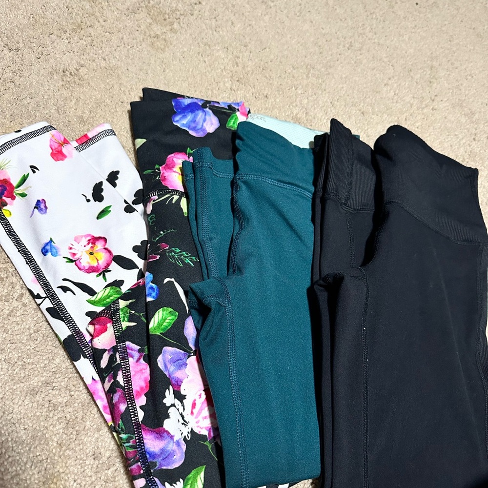 Bundle Floral and Solid leggings